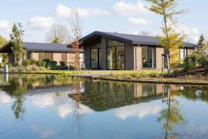 Heerlijkehuisjes.nl Luxe lodge voor 6 personen met sauna en aan het water op vakantiepark Molenvelden - Nederland - Europa - Veldhoven