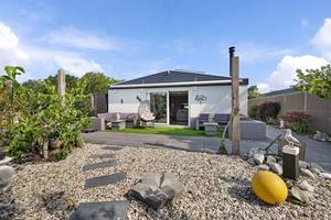 Heerlijkehuisjes.nl Charmante 4-persoons vakantiewoning in alle rust met ruime privétuin in Ouddorp - Nederland - Europa - Ouddorp