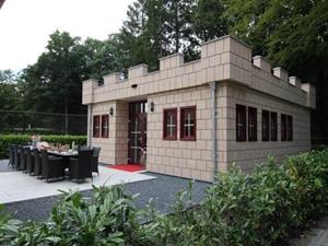 Heerlijkehuisjes.nl Gezellig 18 persoons kasteel, gelegen op vakantiepark midden in de bossen! - Nederland - Europa - De Bult