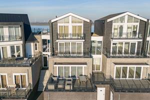 Heerlijkehuisjes.nl 8-persoons appartement met uitzicht over de jachthaven in Sint-Annaland - Nederland - Europa - Sint-Annaland