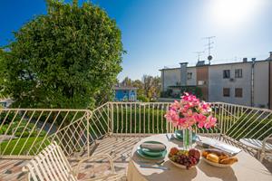 Bungalow.Net La Maison Fleurie Appartamento Glicine - Italië - Desenzano