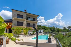Bungalow.Net Pool And Garden Apartment Happy Sound - Kroatië - Rijeka