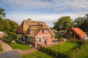 Bungalow.Net Luxury group accommodation for 14 people - Nederland - Zuna