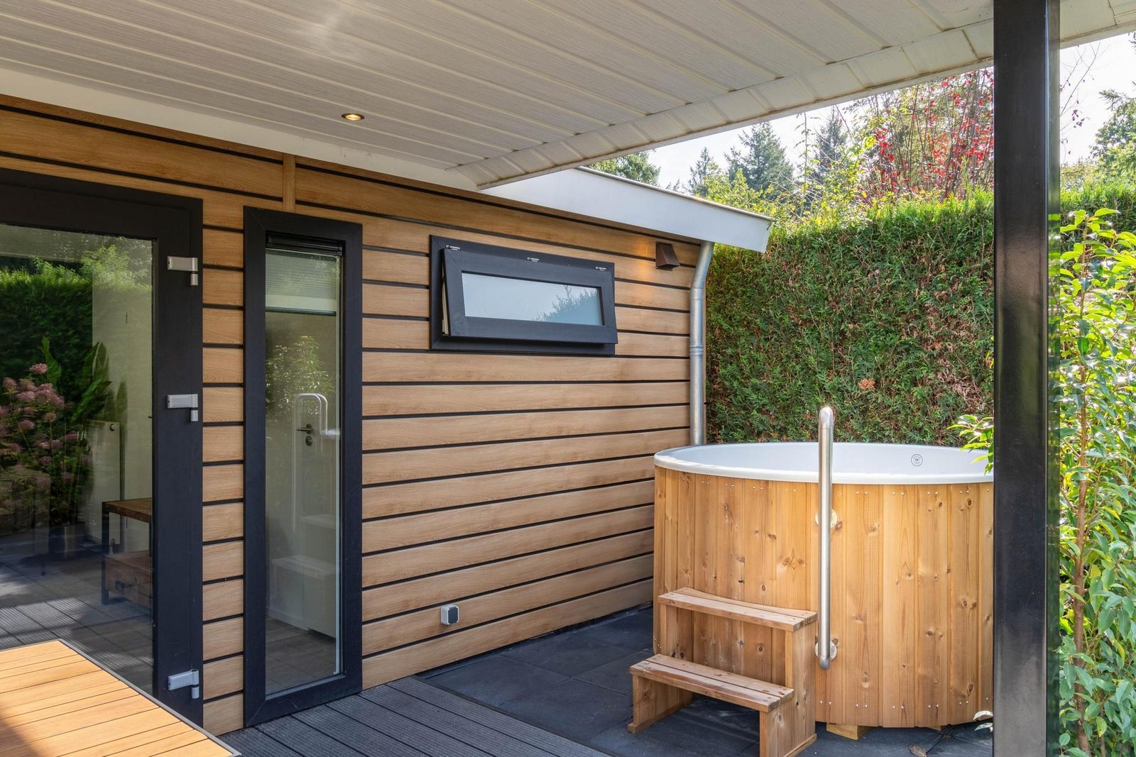 EenVakantieHuisje.nl Family Lodge met hottub - 4 personen - Rhenen
