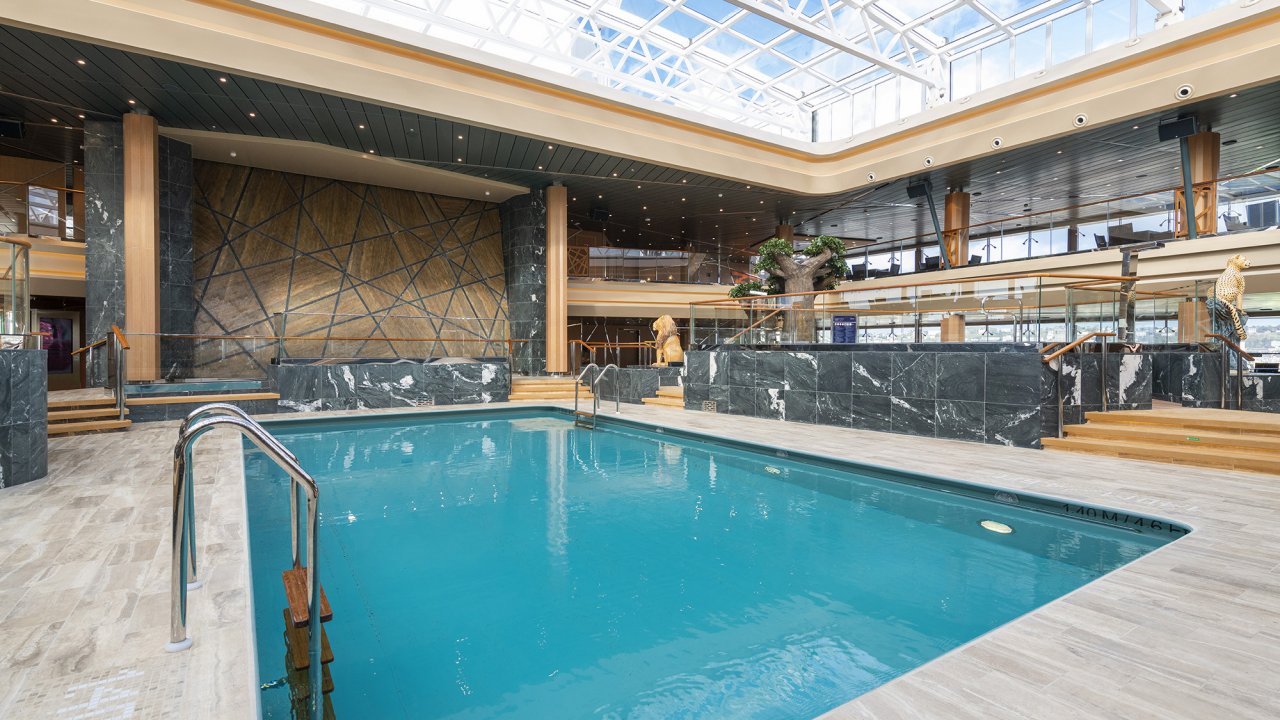 Traveldeal.nl MSC Virtuosa - Afvaart Rotterdam - Nederland - Rotterdam - Rotterdam - Cruise Terminal