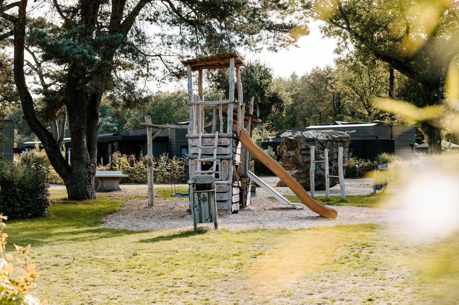 EenVakantieHuisje.nl Luxe Familie Lodge met hottub - 6 persoons - Rhenen