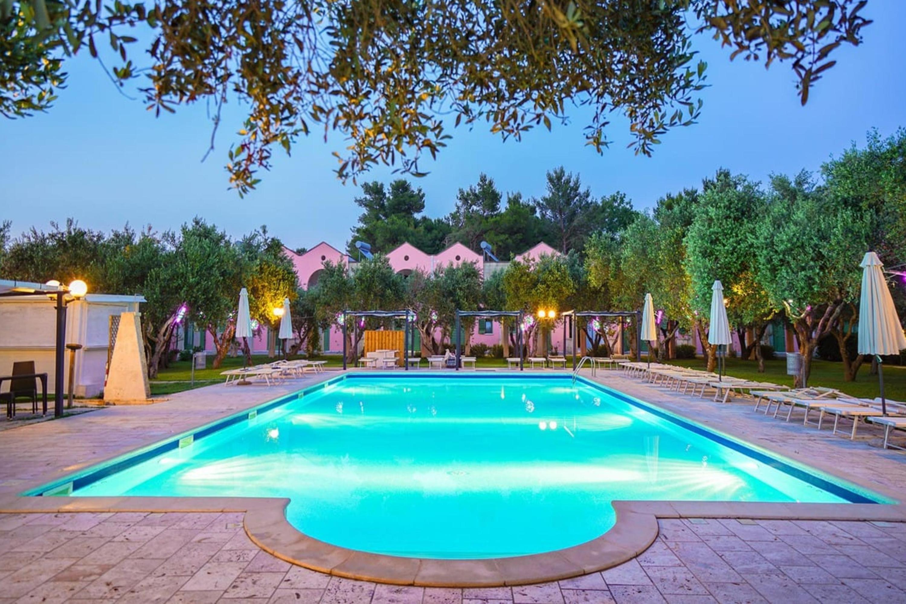 Bungalow.Net M1 Family Village Pool And Sea - Italië - Otranto