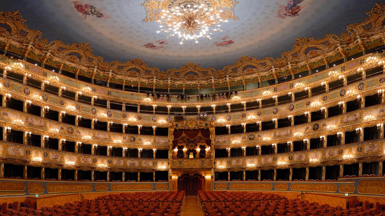Traveldeal.nl La Fenice Opera Venetië - Italië - Venetië - Mestre