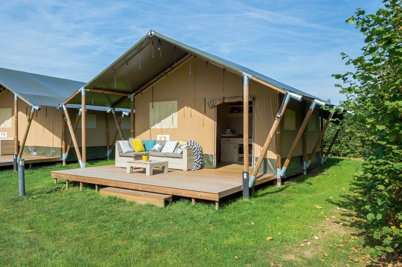 EenVakantieHuisje.nl Luxe Safaritent - 6 personen - Voorthuizen
