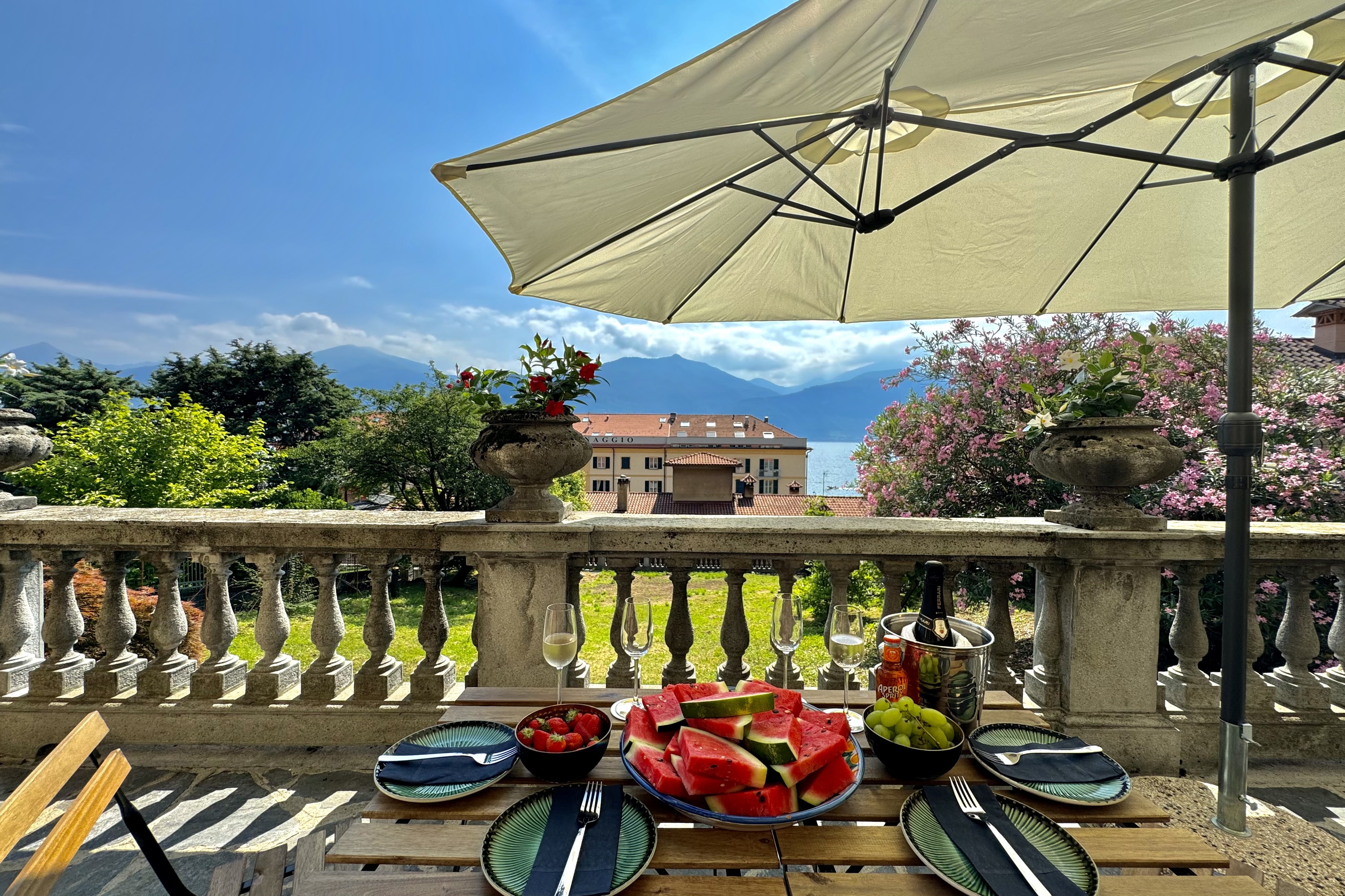 Bungalow.Net Giardino Floreale di Menaggio - Italië - Menaggio