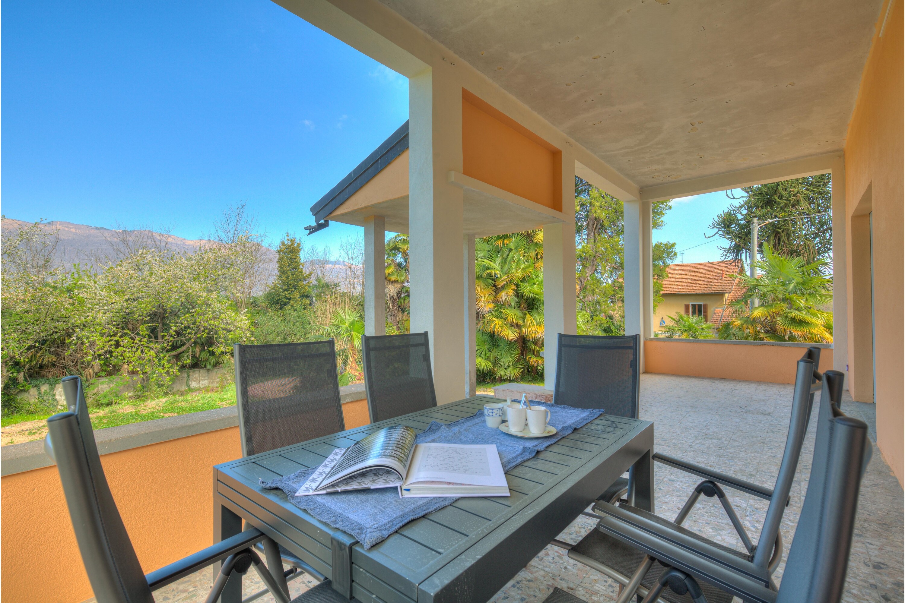 Bungalow.Net Vista Verde Apt. 5 min walk to Lake - Italië - Porto Valtravaglia