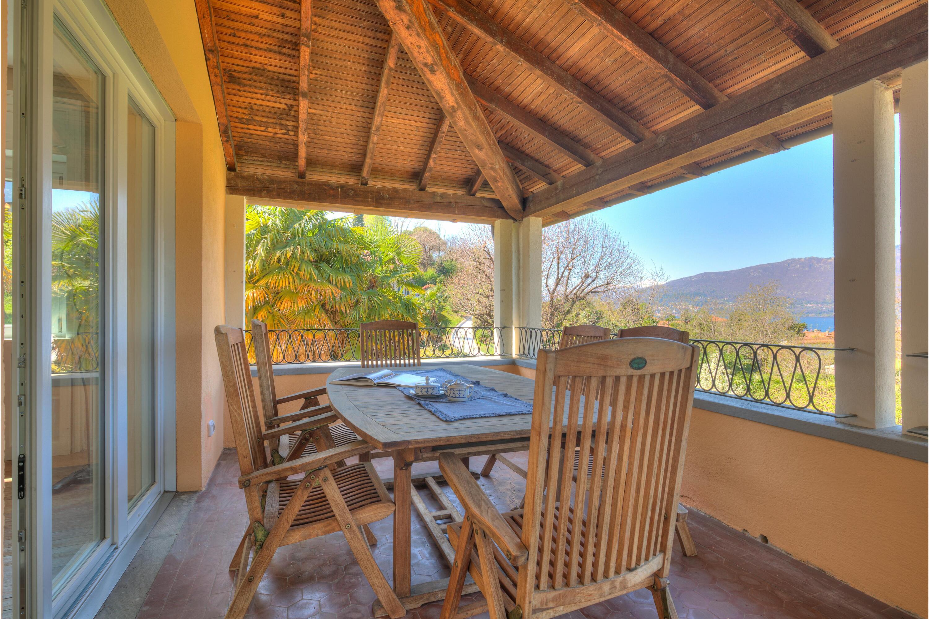 Bungalow.Net Bella Vista Apt. 5 min walk to Lake - Italië - Porto Valtravaglia