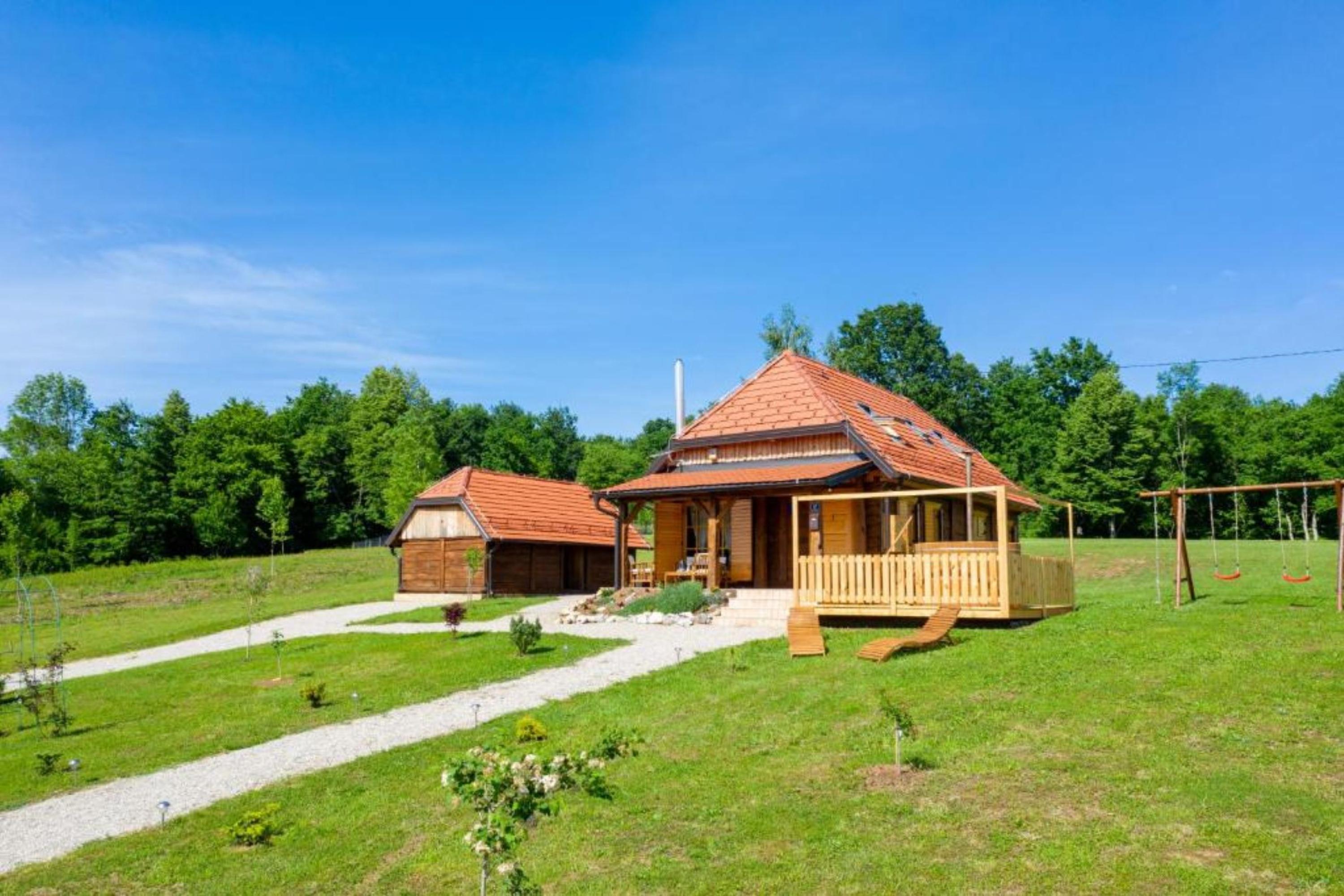 Bungalow.Net Chalet Markoci With Hot Tub - Kroatië - Rakovica
