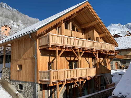 Chalet.nl Chalet-appartement Opaline met privé-infraroodsauna - 10-12 personen - Frankrijk - Alpe d'Huez - Le Grand Domaine - Vaujany