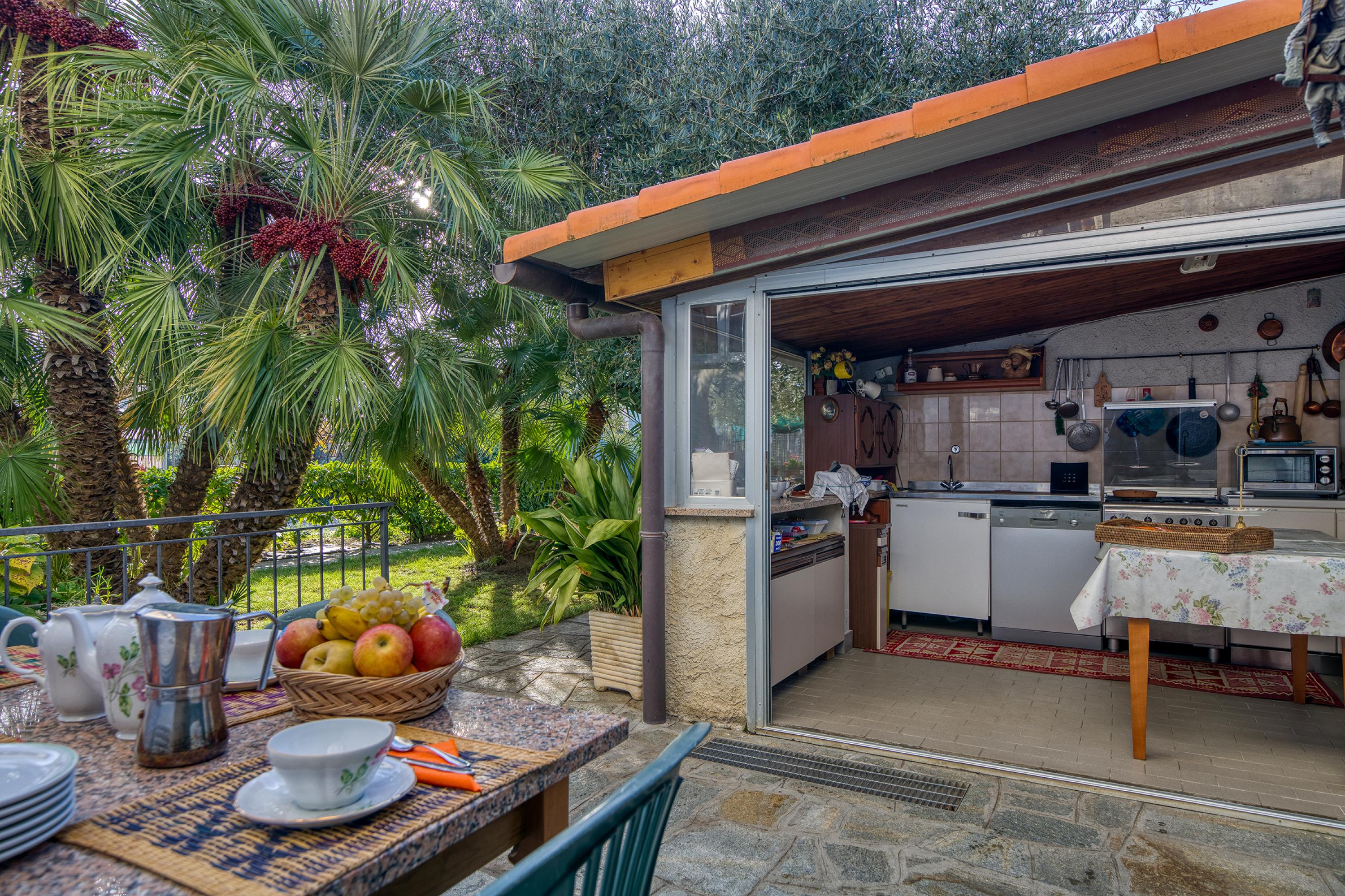 Bungalow.Net La Casetta Sull'Albero 900m from the sea - Italië - Albenga