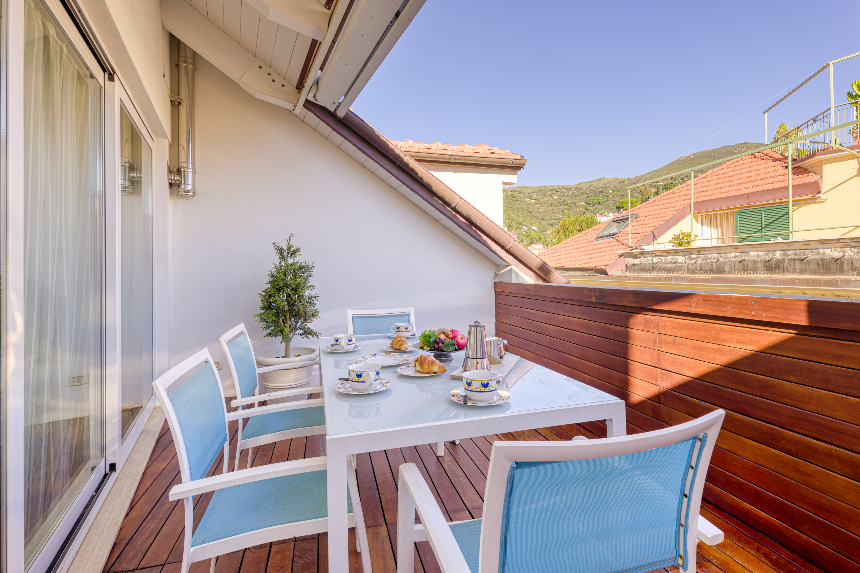 Bungalow.Net Il Regno Di Monica Attico Near The Sea - Italië - Alassio
