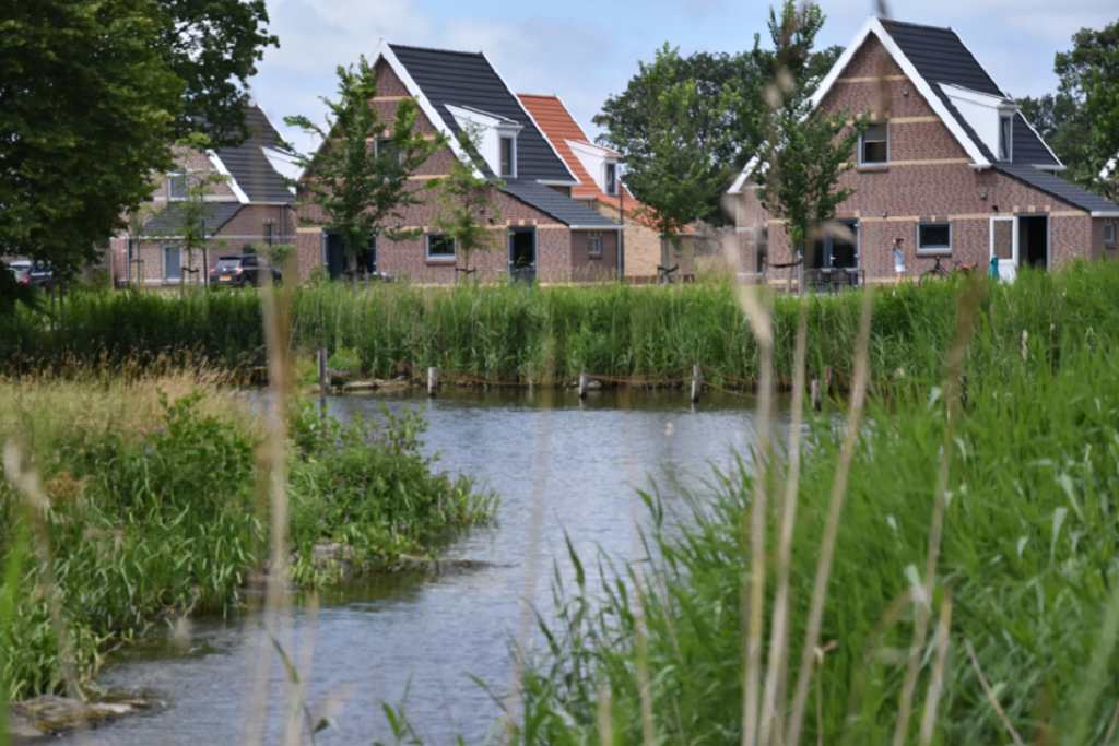 Bungalow.Net Nautisch de Luxe 10p - Nederland - Burdaard