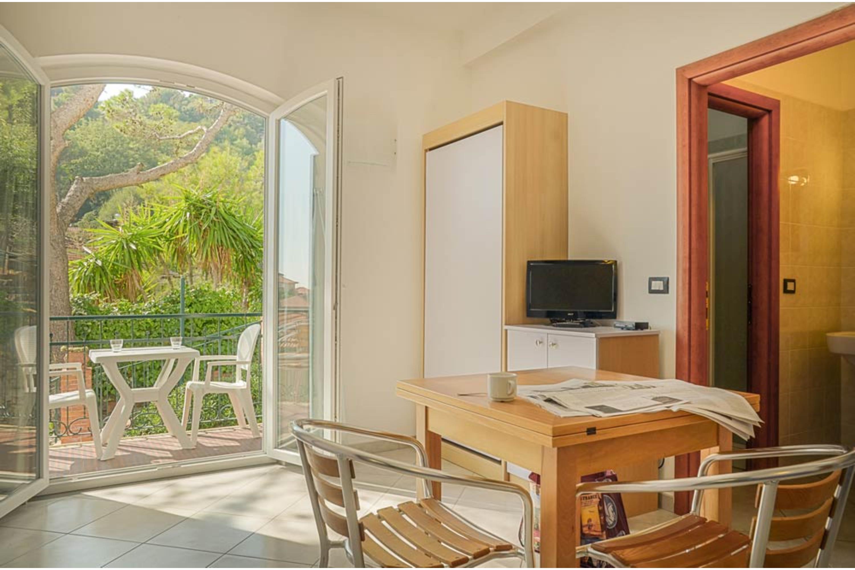 Bungalow.Net Seaview Pool Retreat - M16 - Italië - Andora