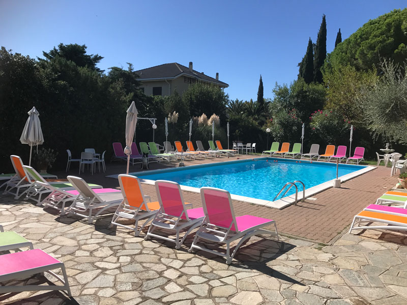 Bungalow.Net Residence Villa Paola Two-room Apartment 4 Pax - Italië - Loano