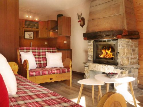 Chalet.nl Chalet-appartement Les Fermes du Planet - 6-8 personen - Frankrijk - Galibier-Thabor - Valloire