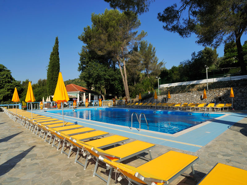 Bungalow.Net Mobilhome C'era Una Volta B 2+1 child - Italië - Villanova d'Albenga