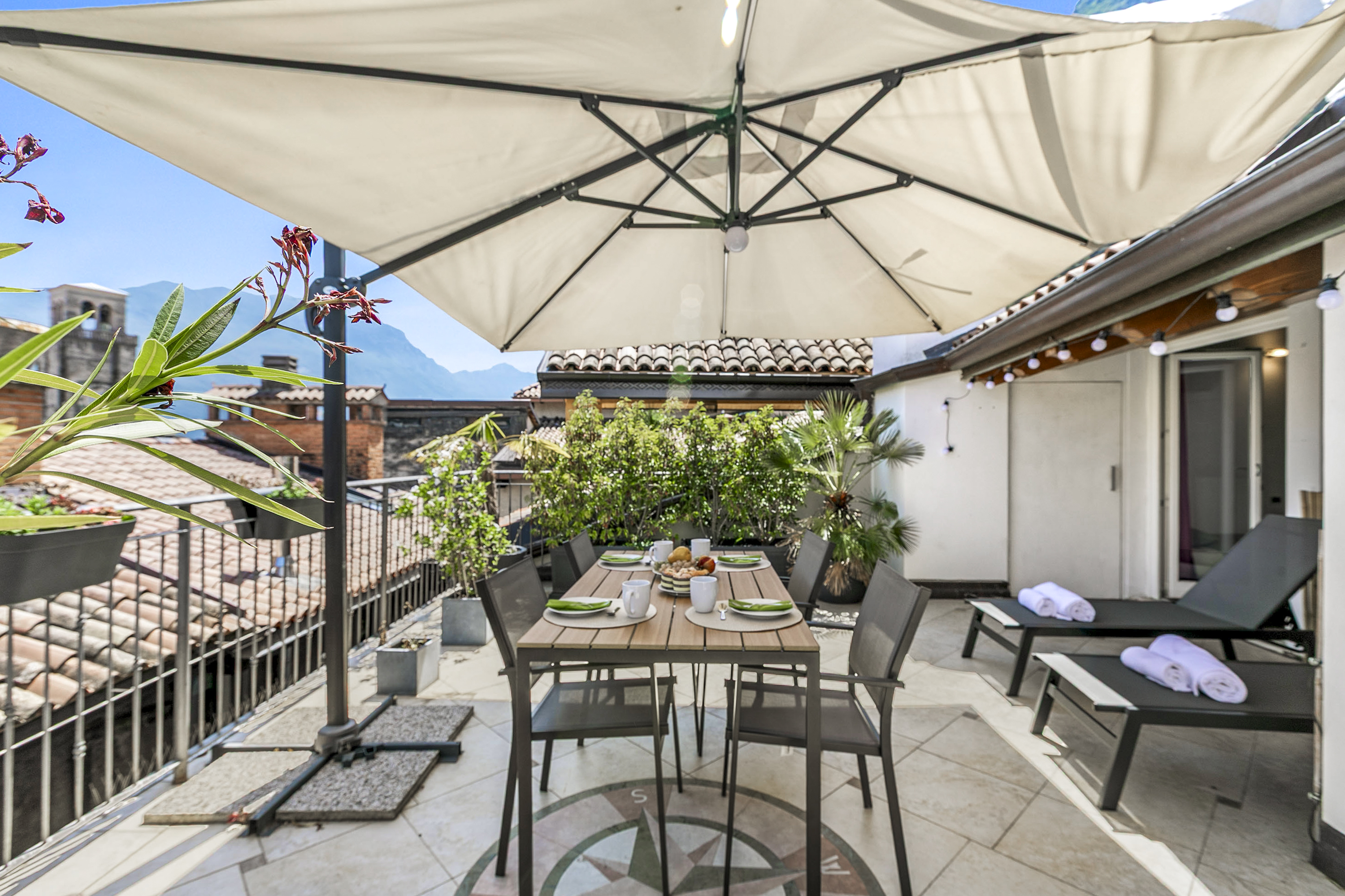 Bungalow.Net Riva's Rooftop Retreat - Italië - Riva del Garda