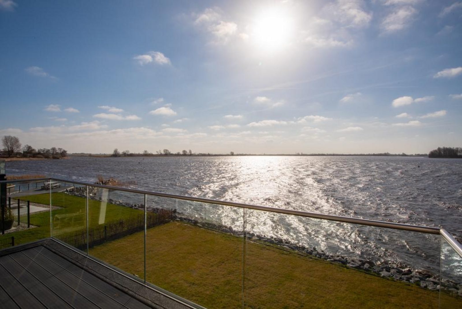 EenVakantieHuisje.nl Vakantievilla deluxe met sauna 8 -personen - Heeg