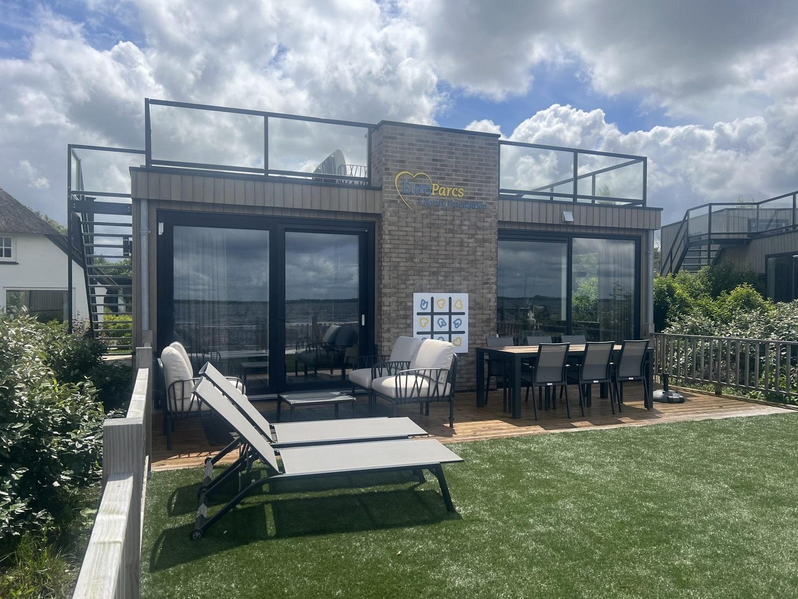 EenVakantieHuisje.nl MIVA -Lodge aan het water 4 - persoons - Wanneperveen