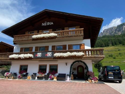 Chalet.nl Chalet Nëidia inclusief catering - 22-24 personen - Italië - Dolomieten - Val Gardena - Selva di Val Gardena