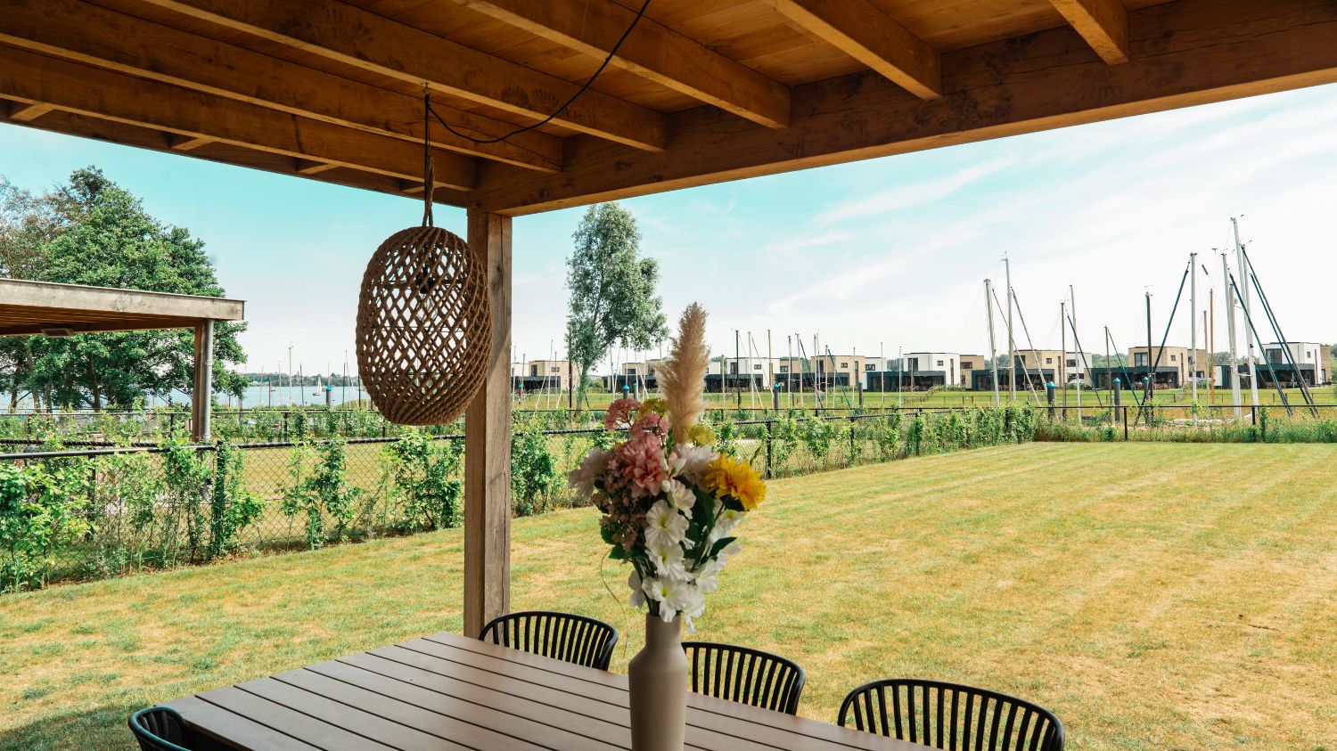 Bungalow.Net Harbor View 4p - Nederland - Thorn