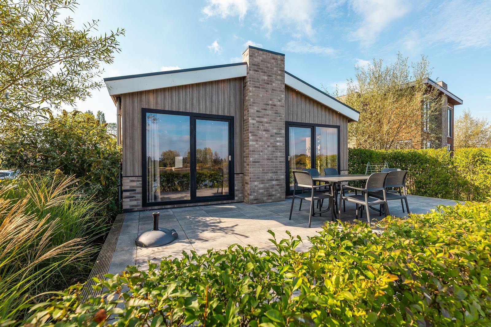 EenVakantieHuisje.nl Chalet aan het water gelegen 6 - persoons - Kerkdriel