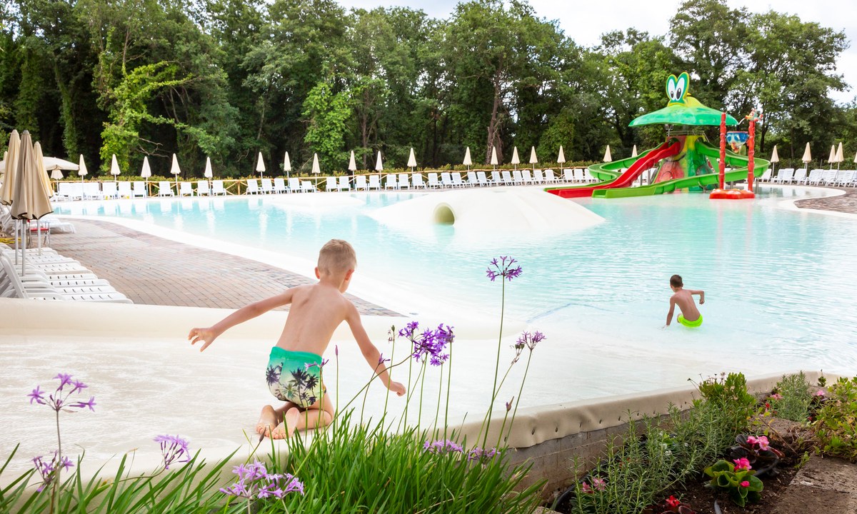 Vacanceselect Camping hu I Pini Village