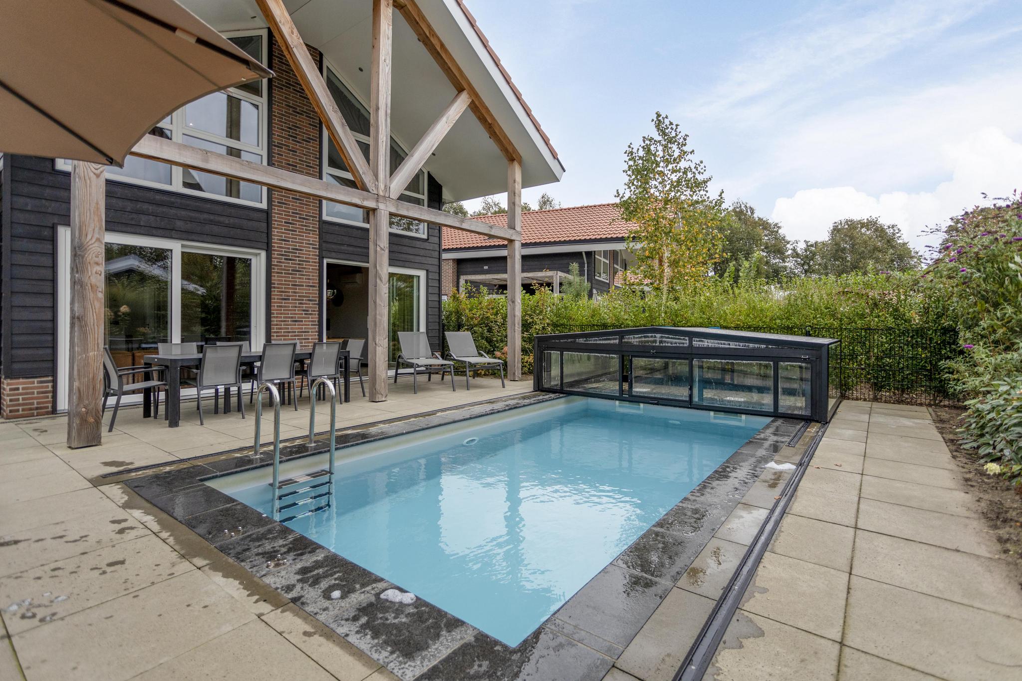 Bungalow.Net Villa 10 persons (indoor) Swimming pool and Wellness (Spa) - Nederland - Lichtenvoorde