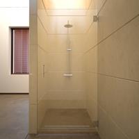 Saniclass Neptune Douchedeur - 80x200cm - profielloos - veiligheidsglas - anti kalk - chroom 6211WWM80