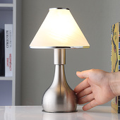 Lindby Nachttischlampe Ellen aus Glas und Metall