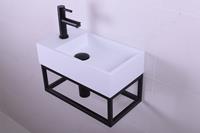 saniclear Alaska solid surface fontein set links met zwarte kraan