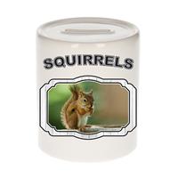 Bellatio Dieren eekhoorn spaarpot - squirrels/ eekhoorns spaarpotten kinderen 9 cm -