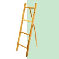 Decoratieve houten ladder met standstok