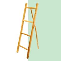 Decoratieve houten ladder met standstok