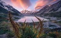 Komar Momentum Lord of the Mountains Vlies Fotobehang 450x280cm 9-banen