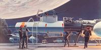 Komar Star Wars Classic RMQ Yavin Hangar Vlies Fotobehang 500x250cm 10-banen
