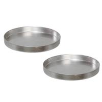 Bellatio 2x stuks ronde kunststof dienbladen/kaarsenplateaus zilver D27 cm -