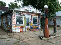 Papermoon Fototapete »Old Vintage Retro Gas Station«, glatt