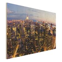 Bilderwelten Holzbild Architektur & Skyline - Querformat 3:2 New York Skyline bei Nacht
