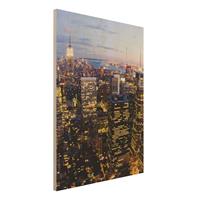 Bilderwelten Holzbild Architektur & Skyline - Hochformat 3:4 New York Skyline bei Nacht