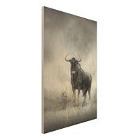 Bilderwelten Holzbild Tiere - Hochformat 2:3 Staring Wildebeest
