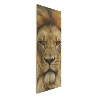 Bilderwelten Holzbild Tiere - Hochformat Schmal Wisdom of Lion