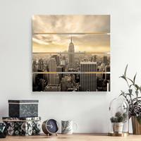 Bilderwelten Holzbild Plankenoptik Architektur & Skyline - Quadrat Manhattan Dawn