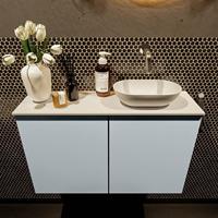 Mondiaz Fowy toiletmeubel 80x50x23cm clay mat 0 kraangaten wasbak: rechts 2 deuren solid surface met blad MDF kleur wasbak: wit FOWY59018claytalc