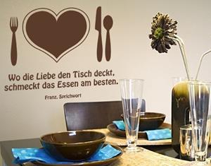 Klebefieber Wandtattoo Küchenspruch Liebe deckt den Tisch